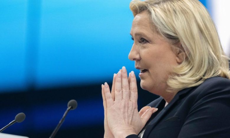 le-pen-leads-presidential-race-in-most-french-overseas-territories