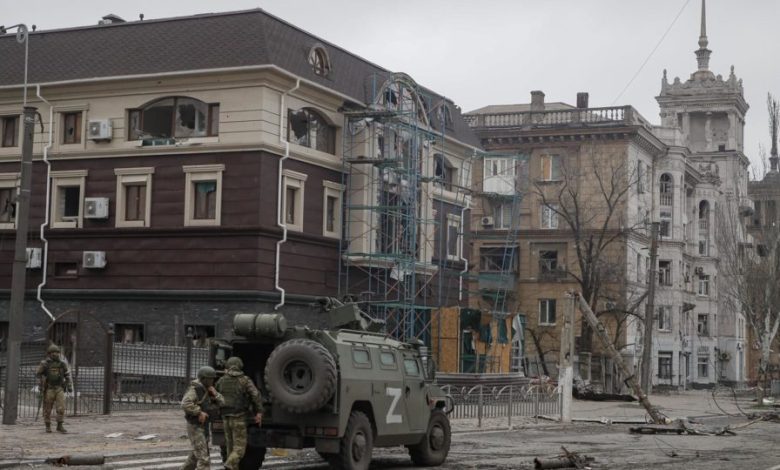 mariupol-estimates-20,000-civilians-dead,-ukraine-suggests-new-round-of-talks