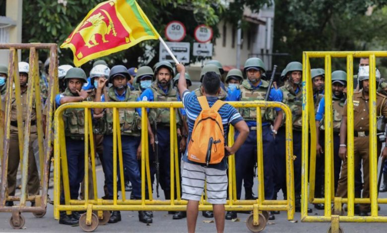 sri-lanka-forms-new-government,-forcibly-removes-protesters
