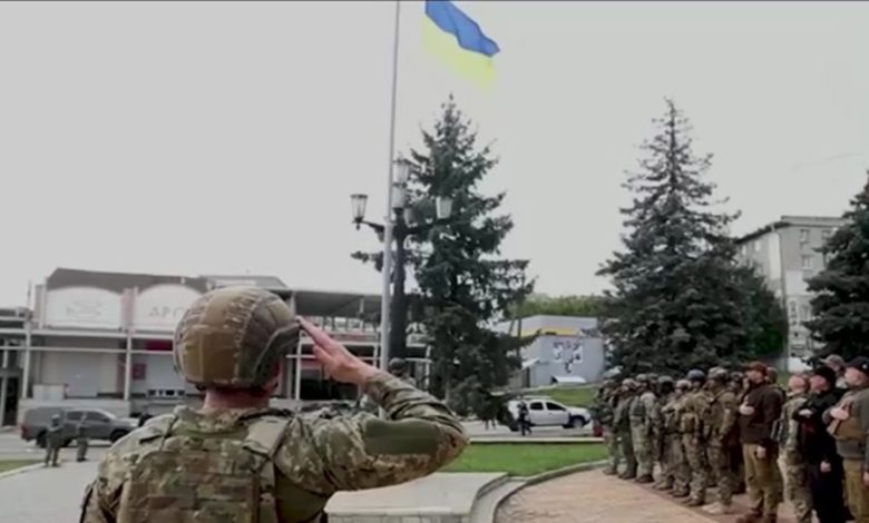 russia-withdraws-troops-from-kharkiv,-silences-on-ukrainian-offensive