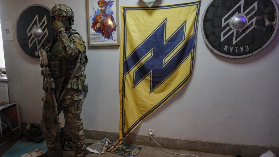 ukraine-swaps-pro-russian-politician-for-azov-members-and-other-prisoners
