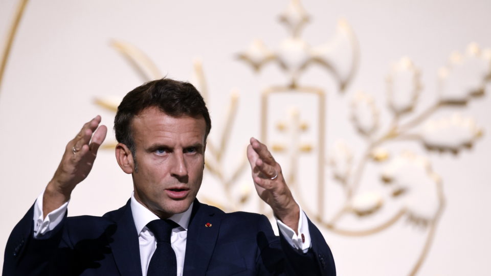 macron-conditions-aid-to-countries-on-the-expulsion-of-illegal-immigrants