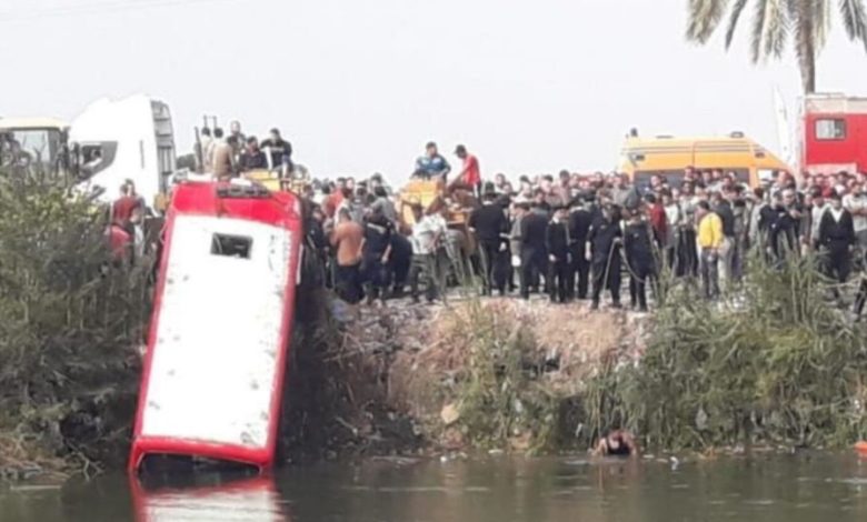 bus-crash-in-egypt-canal-results-in-at-least-19-deaths